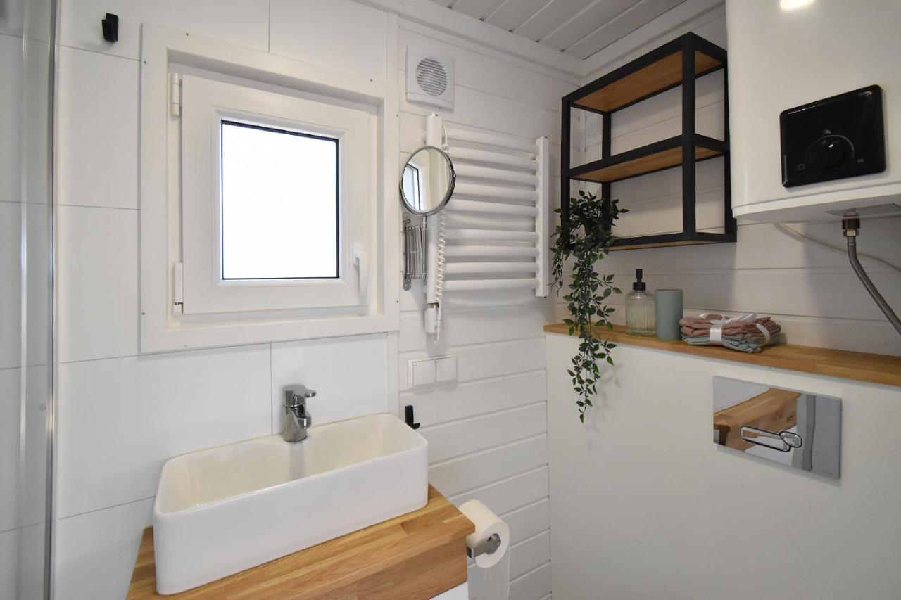 Вілла Dadaj Park - Tiny House Біскупєц Екстер'єр фото